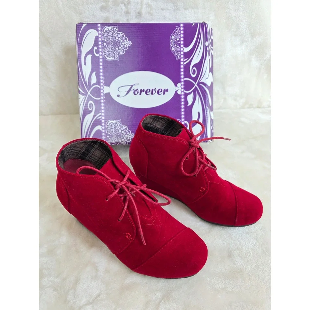 Forever Patricia-01 Womens Red Faux Suede Wedge Ankle Boots Lace Up‎ Size 6
